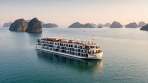 Halong bay Indochine Sails premium cruise
