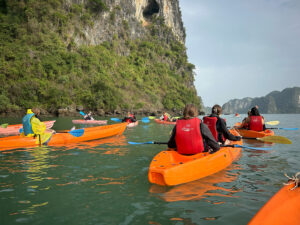 Halong bay day cruise - Kayaking tour group