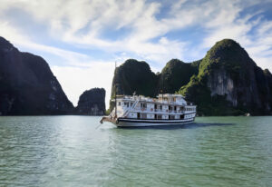Halong bay Rosa Boutique Cruise
